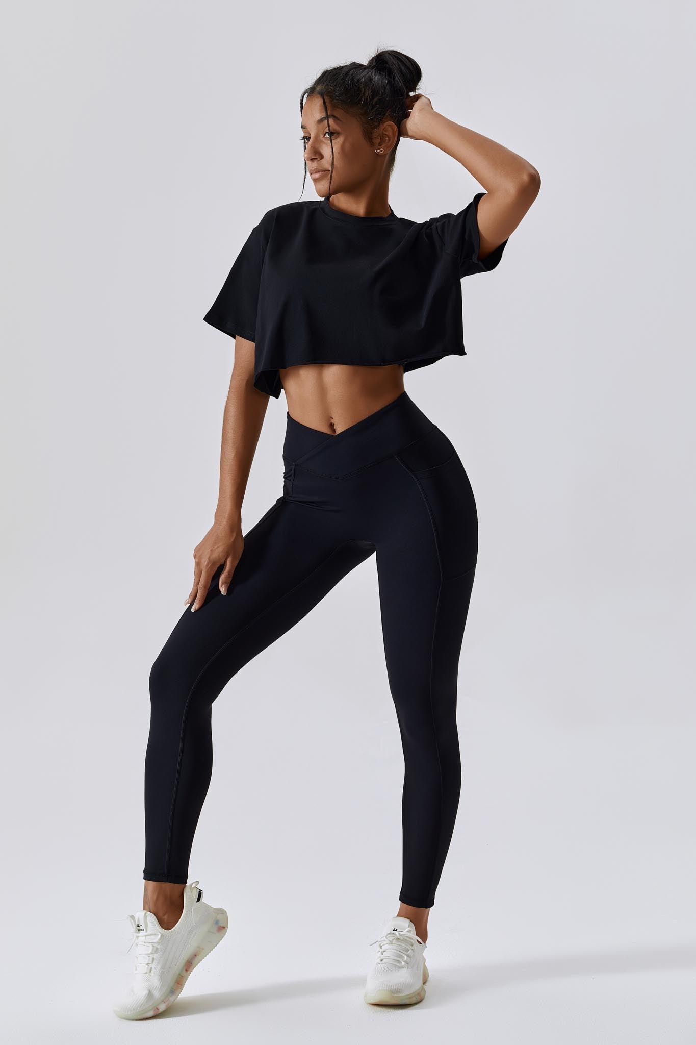 Impulse Crop Top - Black